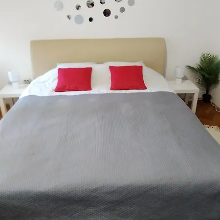 Apartment Astra *